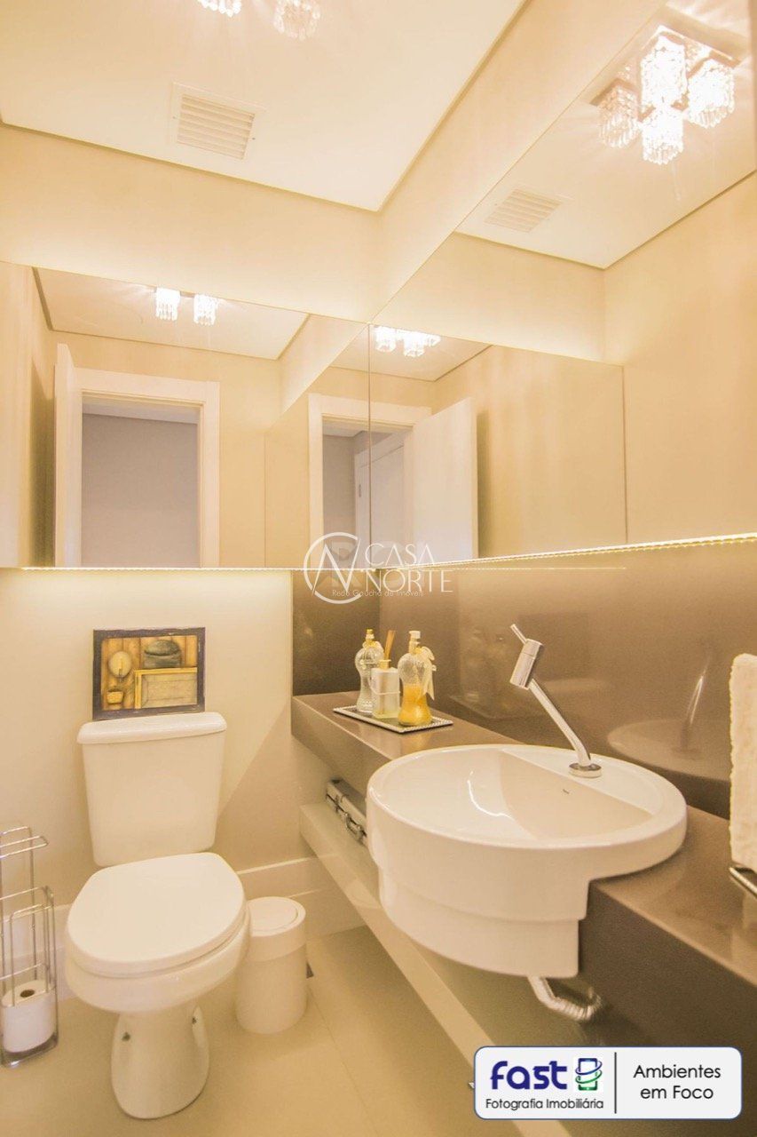 Apartamento à venda com 3 quartos, 163m², 3 suítes, 2 vagas, Rua José Albano Volkmer no bairro Jardim do Salso em Porto Alegre