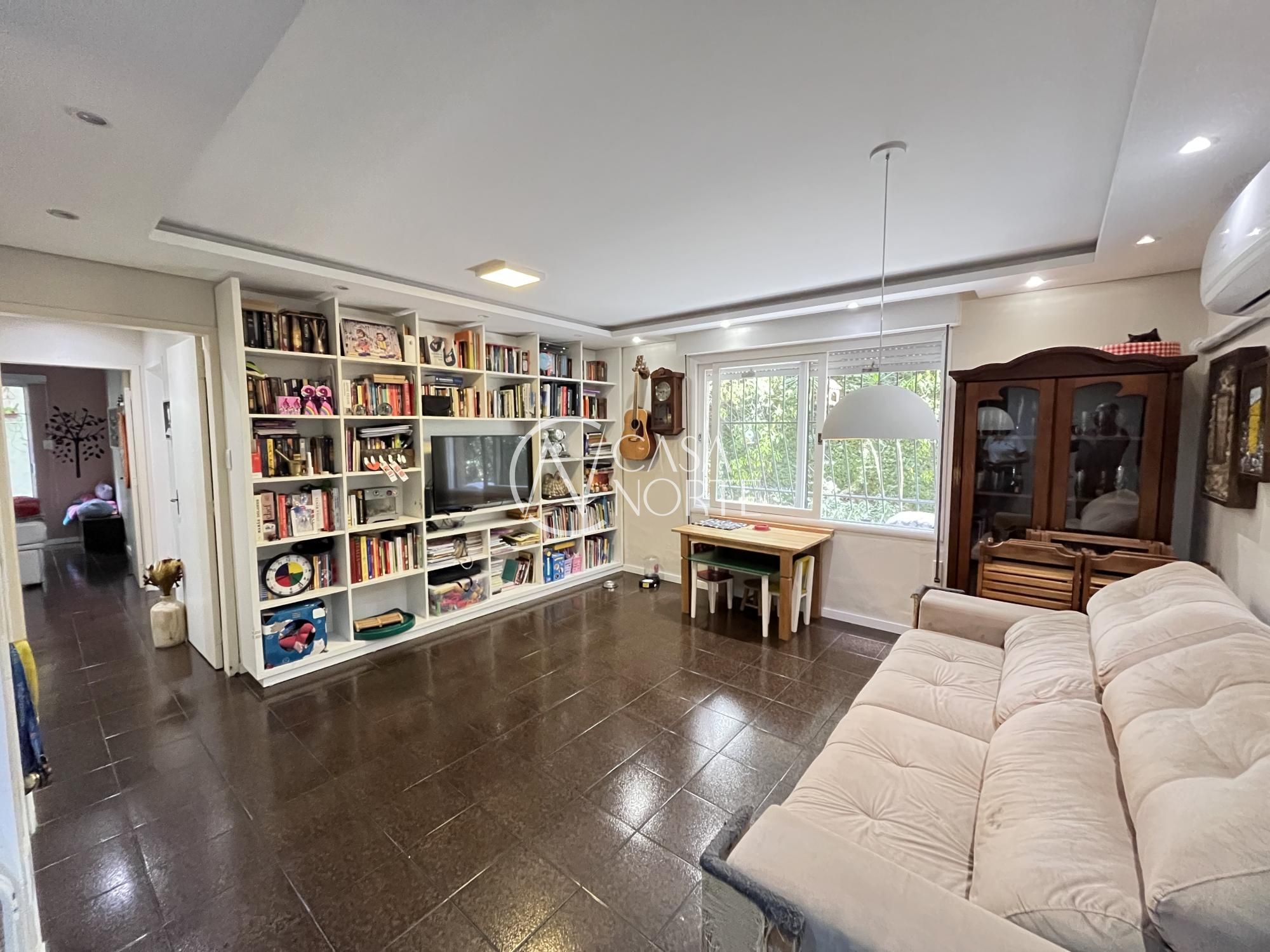 Apartamento à venda com 2 quartos, 89m², 1 suíte, 1 vaga, Rua Vicente da Fontoura no bairro Rio Branco em Porto Alegre