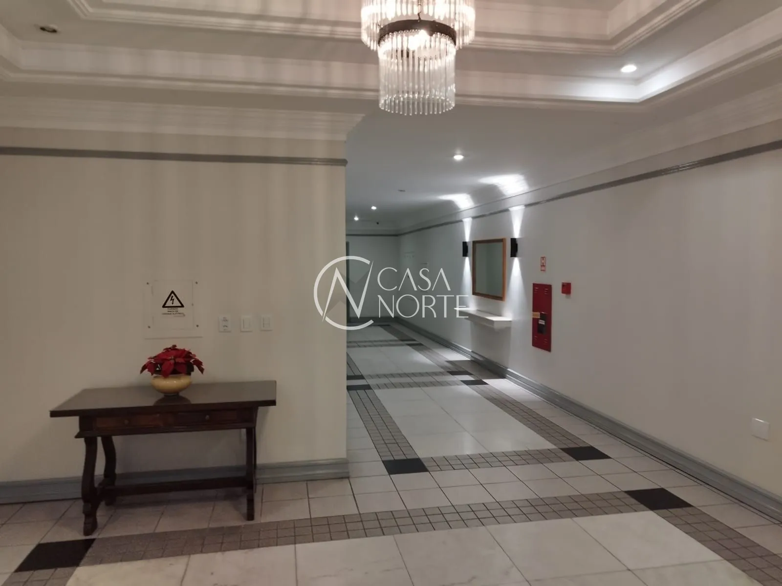 Apartamento à venda com 2 quartos, 78m², 2 vagas, Avenida Independência no bairro Independência em Porto Alegre