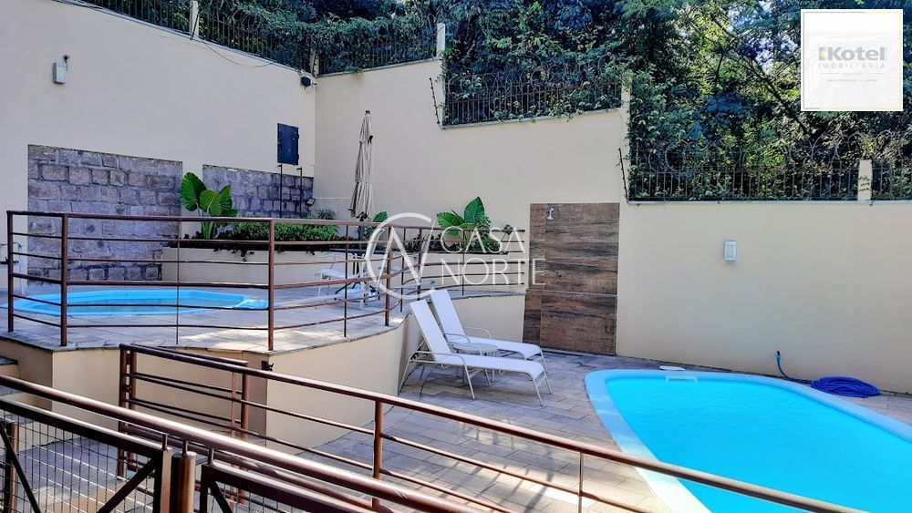 Casa de Condomínio à venda com 3 quartos, 140m², 1 suíte, 2 vagas, Rua Hipólito da Costa no bairro Santa Tereza em Porto Alegre