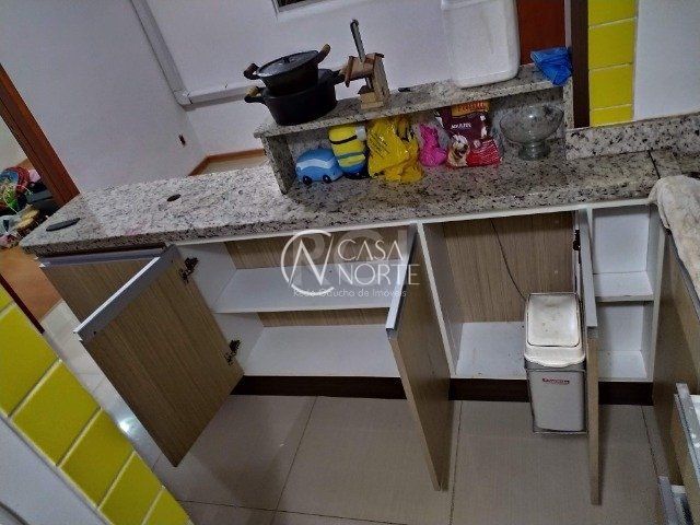 Apartamento à venda com 2 quartos, 40m², 1 vaga, Avenida Edu Las-Casas no bairro Rubem Berta em Porto Alegre