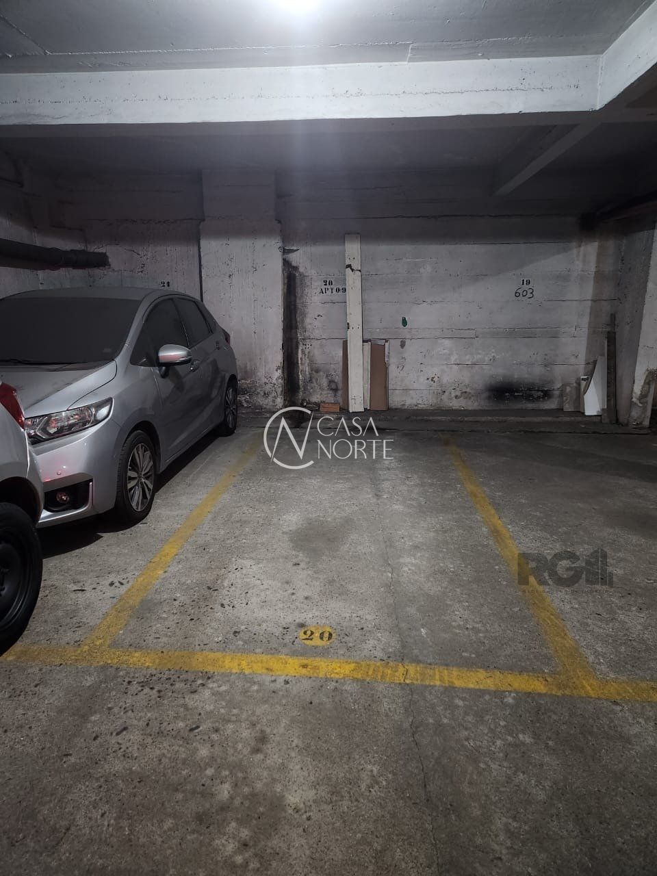 Apartamento à venda com 1 quarto, 44m², Avenida Cristóvão Colombo no bairro Floresta em Porto Alegre