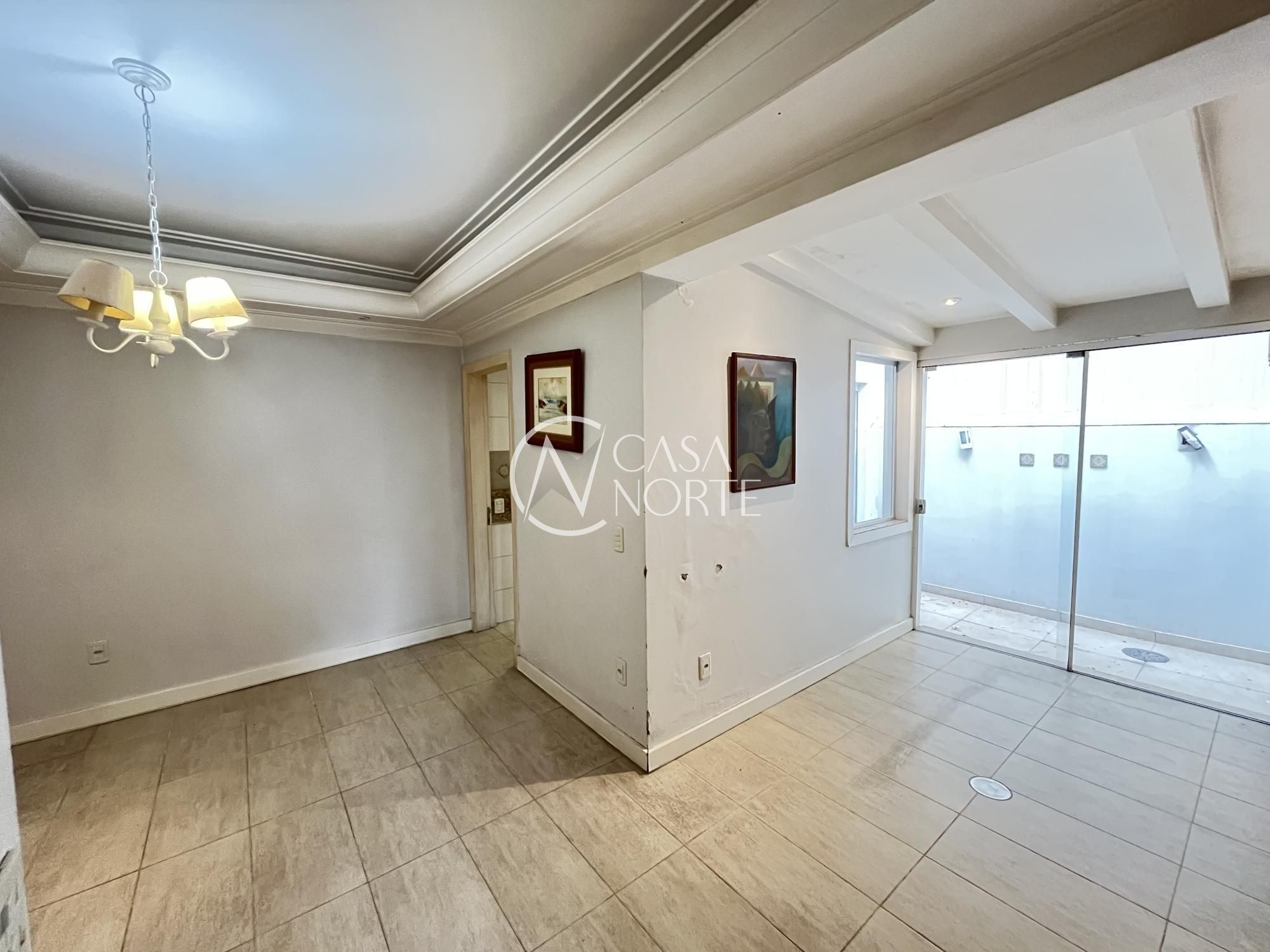 Apartamento à venda com 2 quartos, 49m², Rua Silva Só no bairro Santa Cecília em Porto Alegre