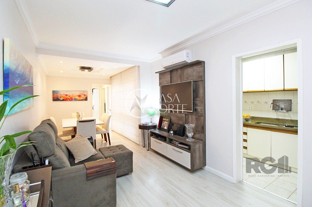 Apartamento à venda com 2 quartos, 84m², 1 suíte, Rua Felipe Camarao no bairro Rio Branco em Porto Alegre