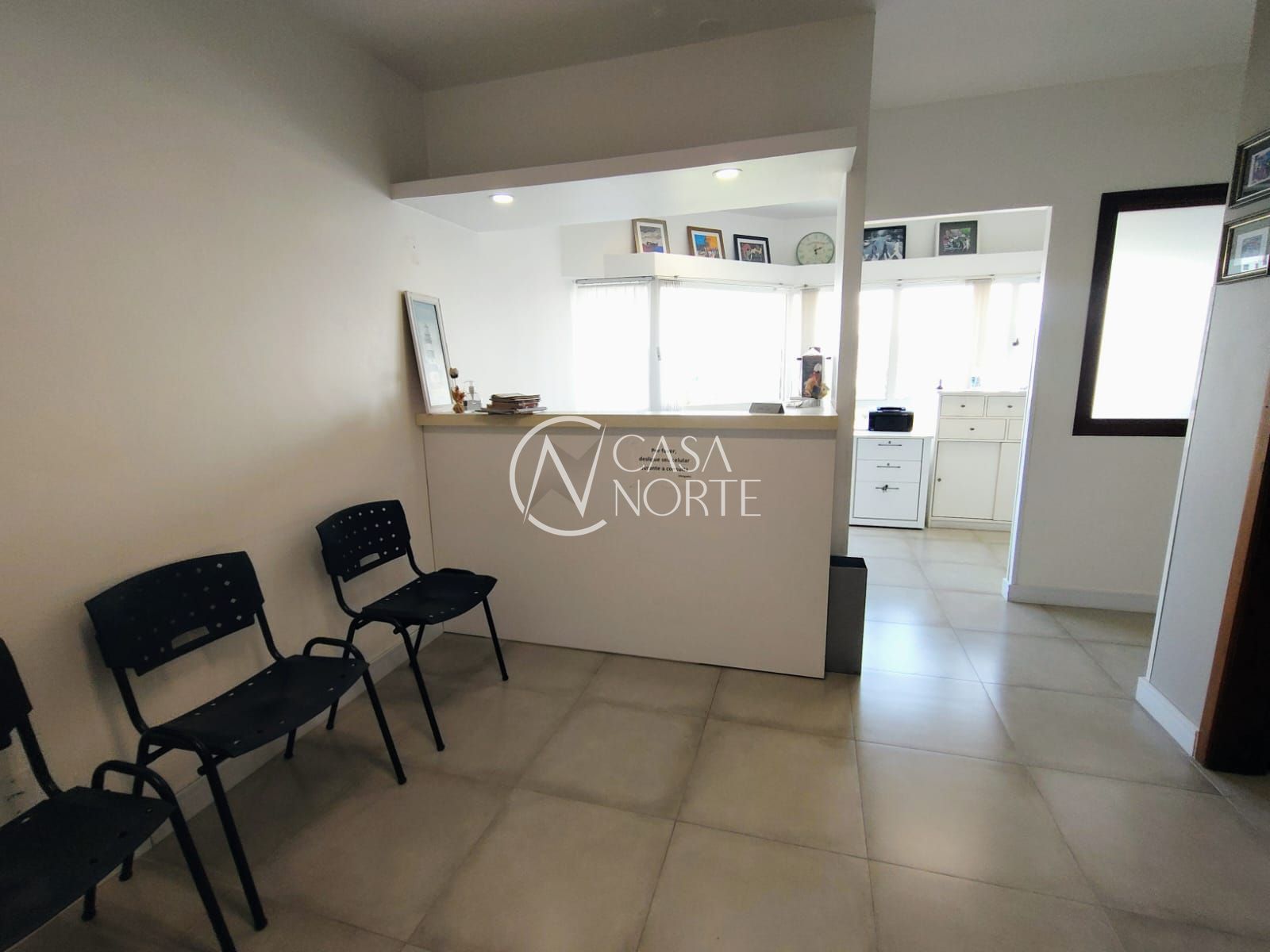 Sala Comercial à venda com 2 quartos, 50m², Avenida Protásio Alves no bairro Petrópolis em Porto Alegre