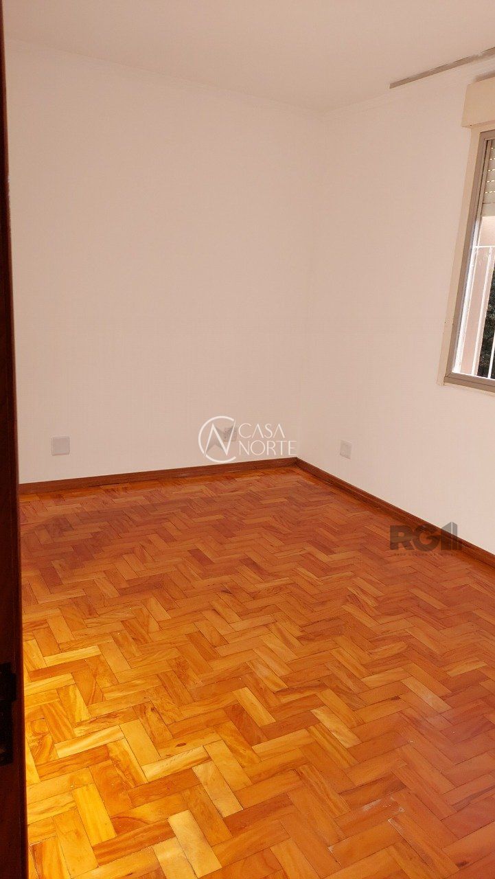 Apartamento à venda com 2 quartos, 71m², 1 vaga, Rua Jaguari no bairro Cristal em Porto Alegre