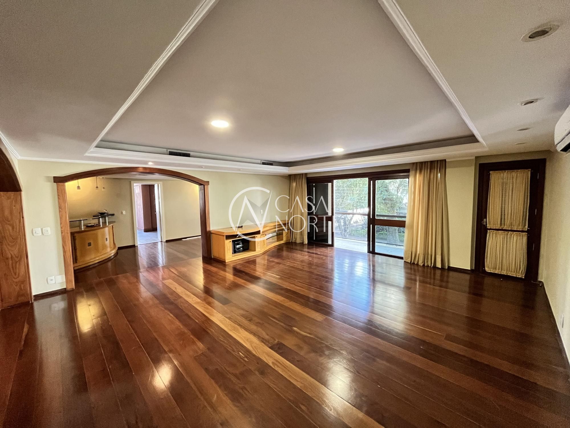 Apartamento à venda com 4 quartos, 298m², 1 suíte, 3 vagas, Rua Santa Terezinha no bairro Farroupilha em Porto Alegre