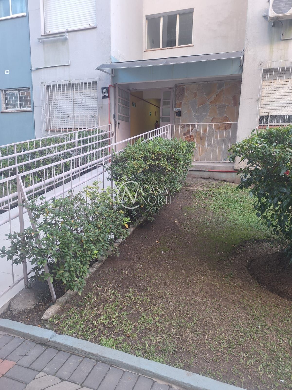 Apartamento à venda com 3 quartos, 69m², 1 vaga, Avenida Engenheiro Francisco Rodolfo Simch no bairro Sarandi em Porto Alegre