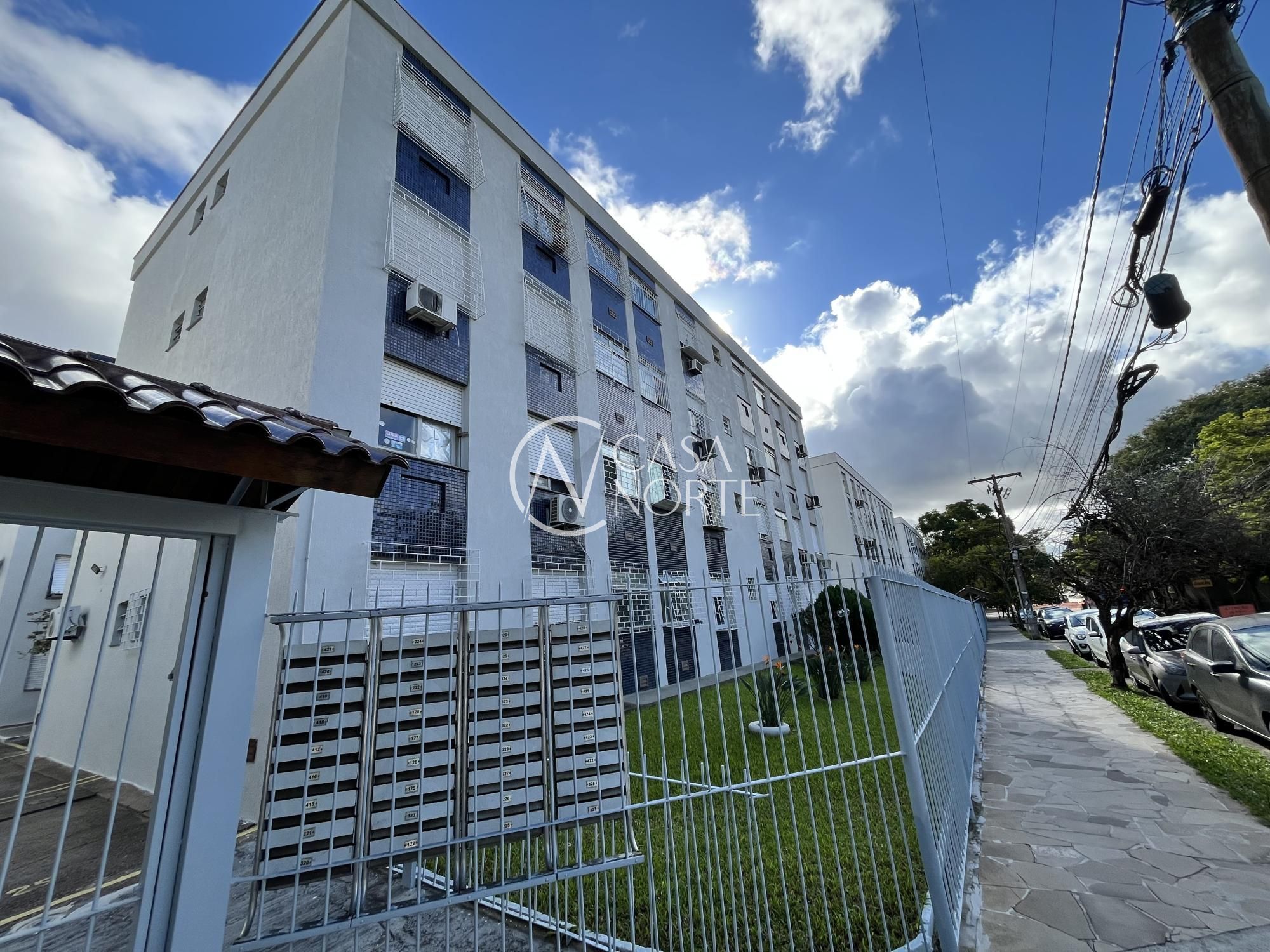 Apartamento à venda com 1 quarto, 32m², 1 vaga, Rua Coronel João Correa no bairro Passo da Areia em Porto Alegre