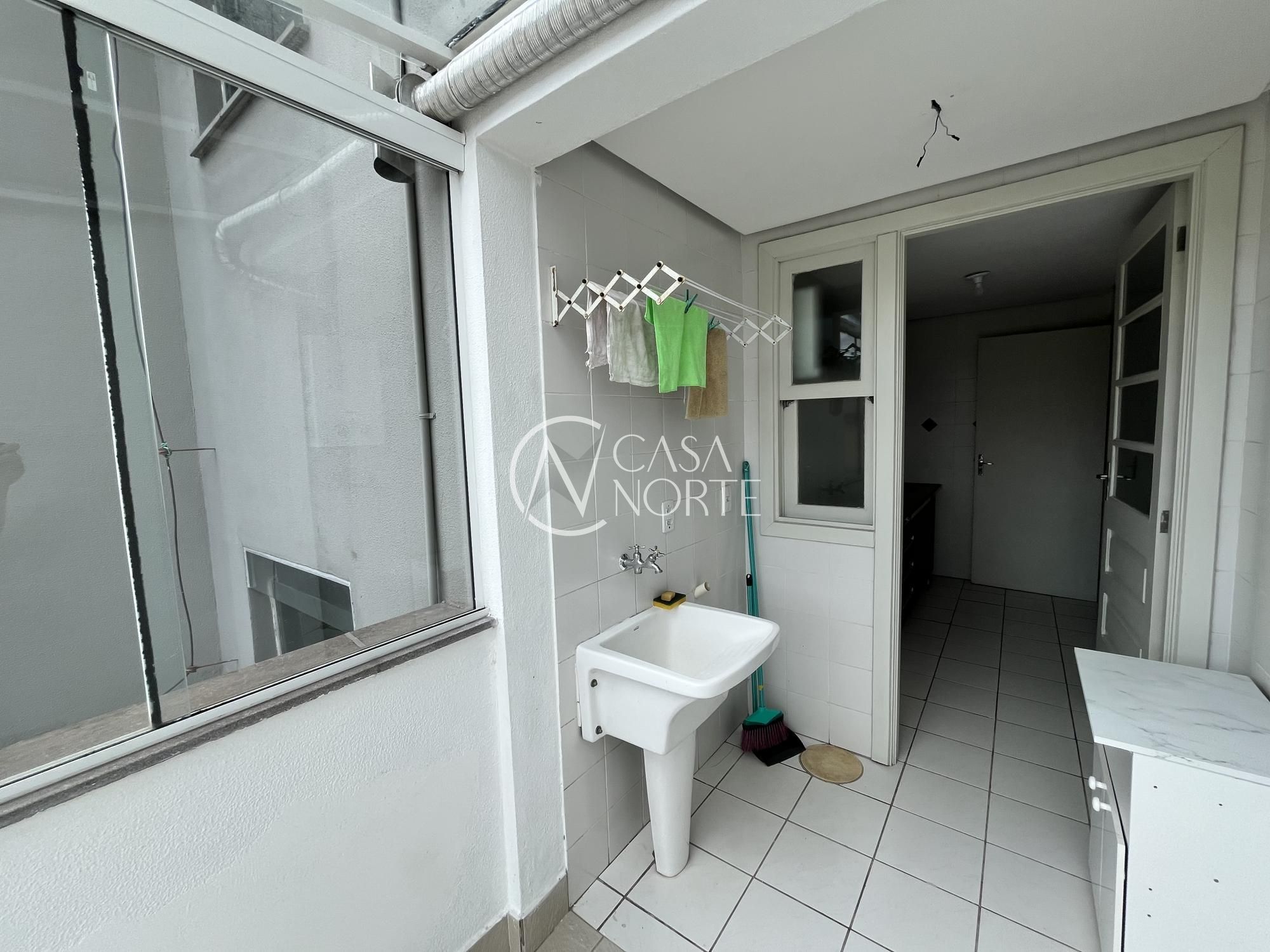 Apartamento à venda com 1 quarto, 88m², 1 vaga, Rua Vieira de Castro no bairro Farroupilha em Porto Alegre