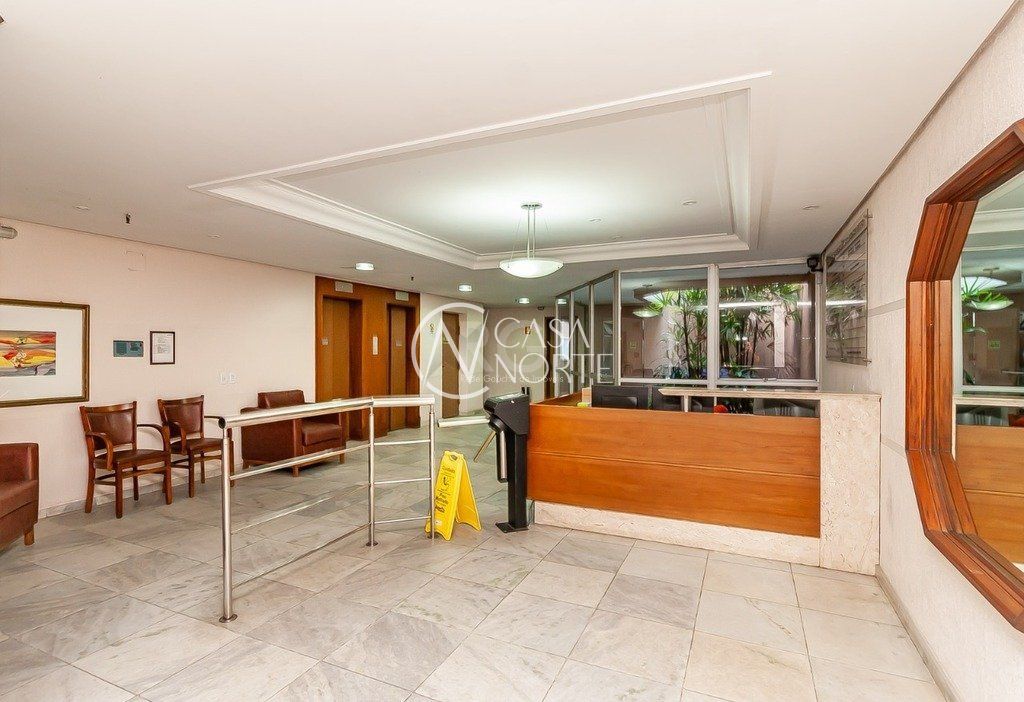 Sala Comercial à venda , 36m², 1 vaga, Rua Vinte e Quatro de Outubro no bairro Moinhos de Vento em Porto Alegre