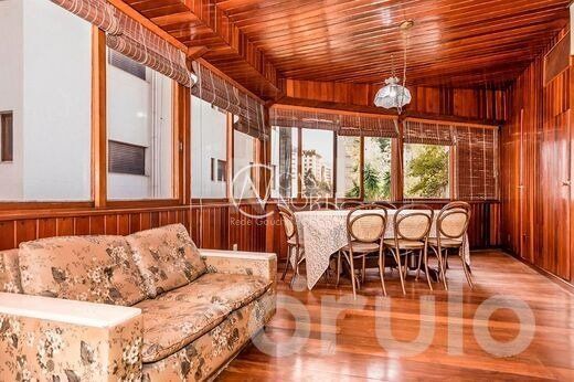 Cobertura à venda com 3 quartos, 244m², 1 suíte, 2 vagas, Avenida Palmeira no bairro Petrópolis em Porto Alegre