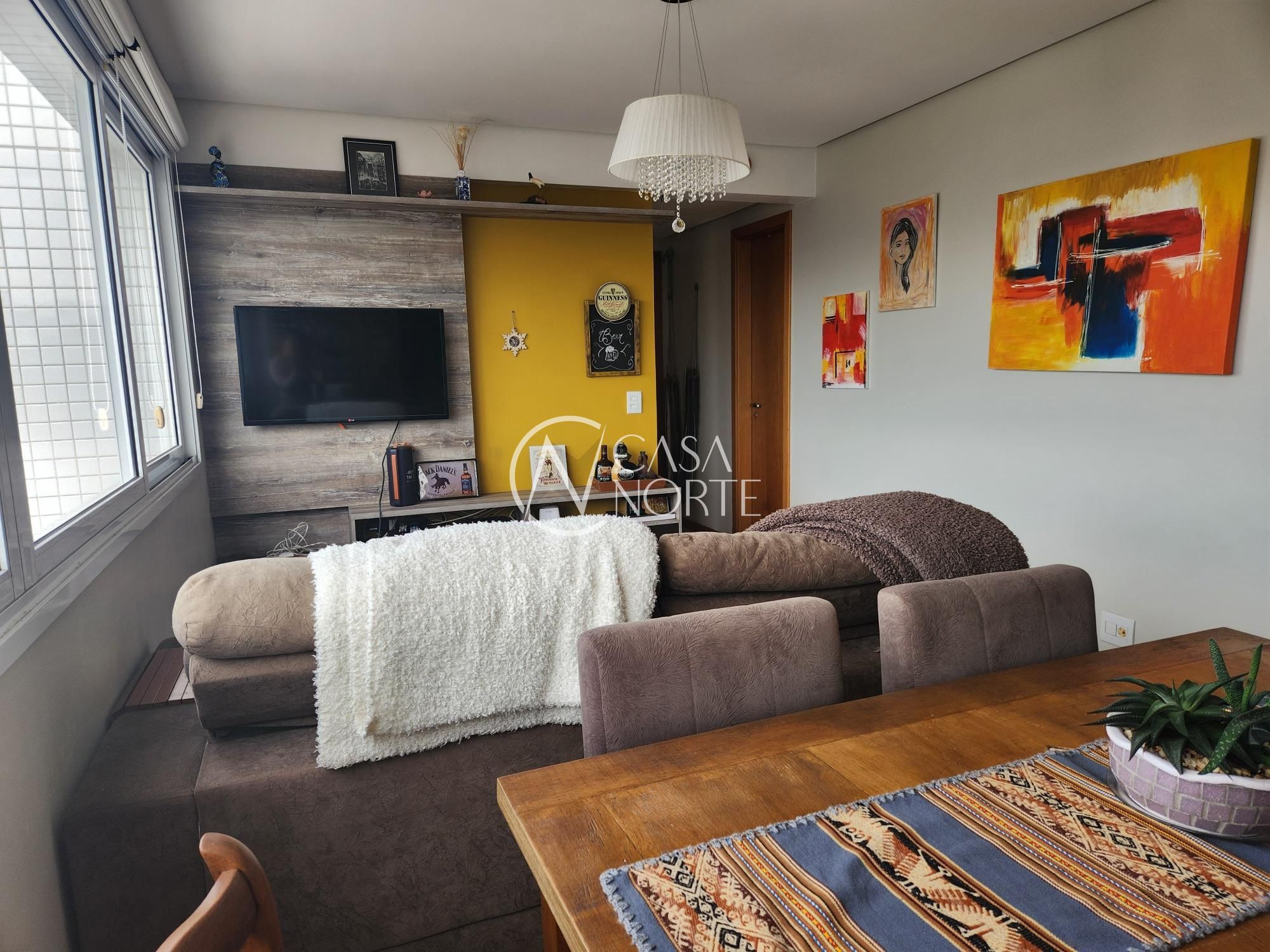 Apartamento à venda com 2 quartos, 63m², 1 suíte, 2 vagas, Rua Domingos Crescêncio no bairro Santana em Porto Alegre