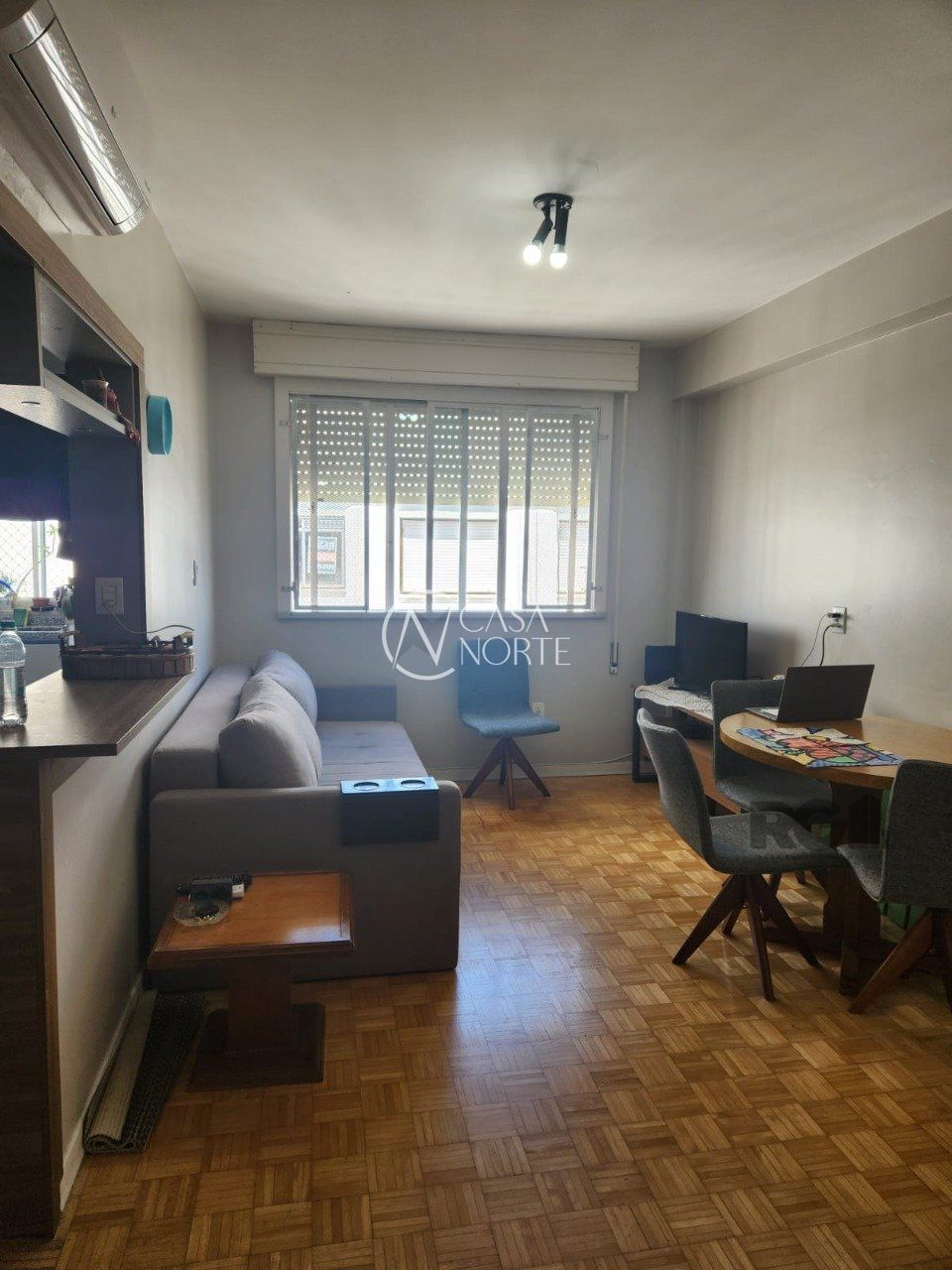 Apartamento à venda com 1 quarto, 44m², 1 vaga, Avenida Cristovão Colombo no bairro Floresta em Porto Alegre