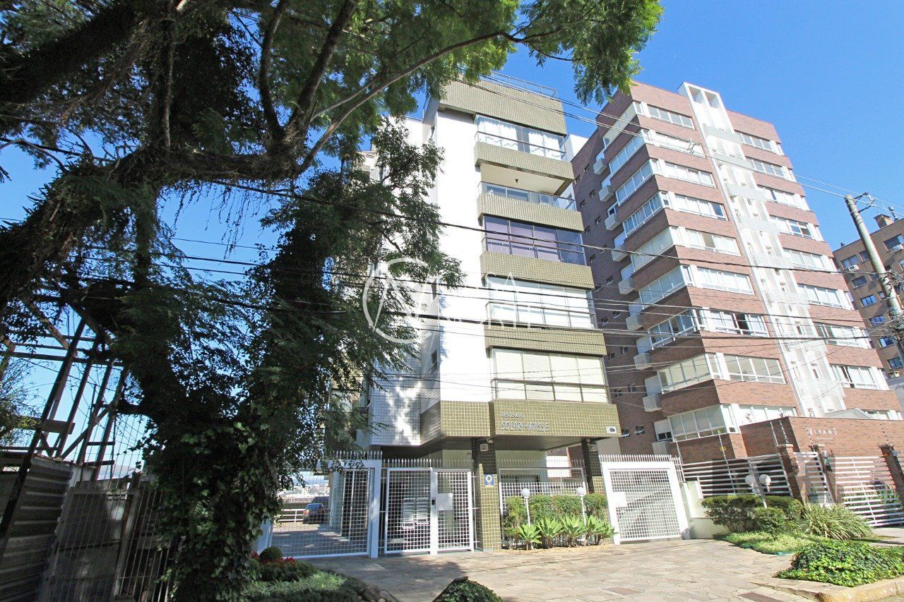 Apartamento à venda com 3 quartos, 118m², 1 suíte, 2 vagas, Rua Itaborai no bairro Jardim Botânico em Porto Alegre