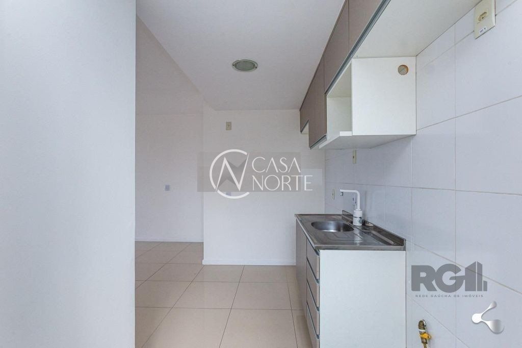 Apartamento à venda com 2 quartos, 69m², 1 suíte, 1 vaga, Avenida Dom Cláudio José Gonçalves Ponce de Leão no bairro Vila Ipiranga em Porto Alegre