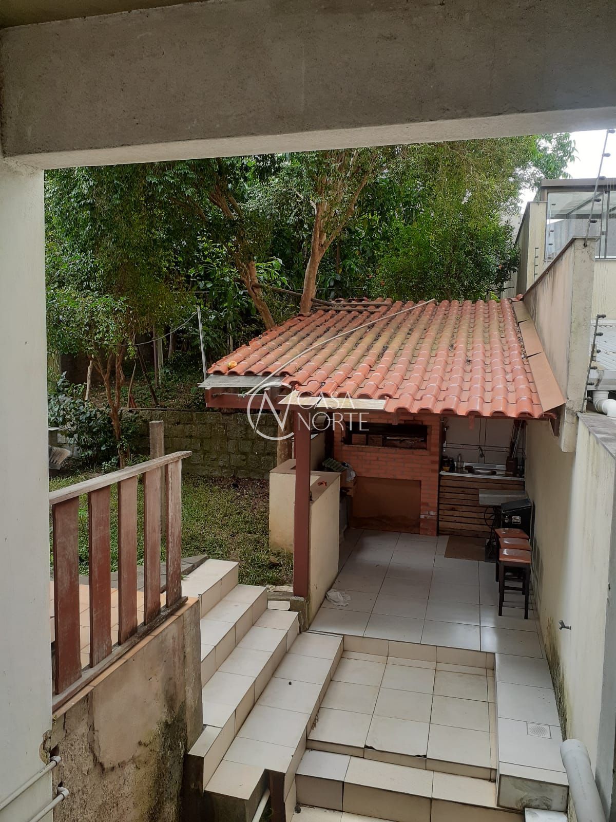Casa à venda com 3 quartos, 247m², 1 suíte, 3 vagas, Rua Amoroso Costa no bairro Cristo Redentor em Porto Alegre