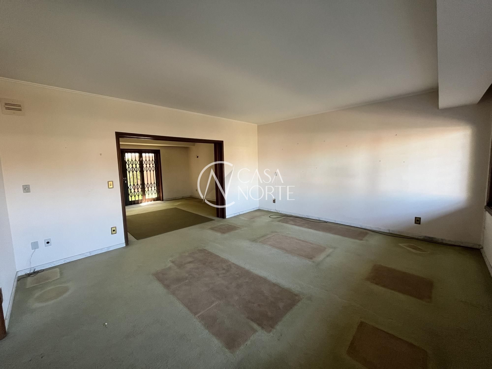 Casa à venda com 4 quartos, 430m², 2 suítes, 2 vagas, Rua Gregor Mendel no bairro Boa Vista em Porto Alegre