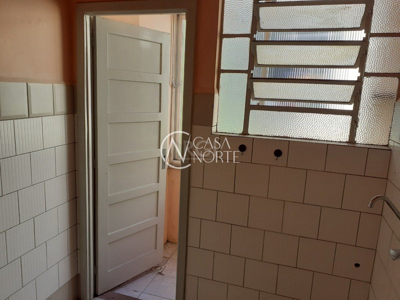 Apartamento à venda com 2 quartos, 50m², 1 vaga, Avenida Francisco Trein no bairro Cristo Redentor em Porto Alegre