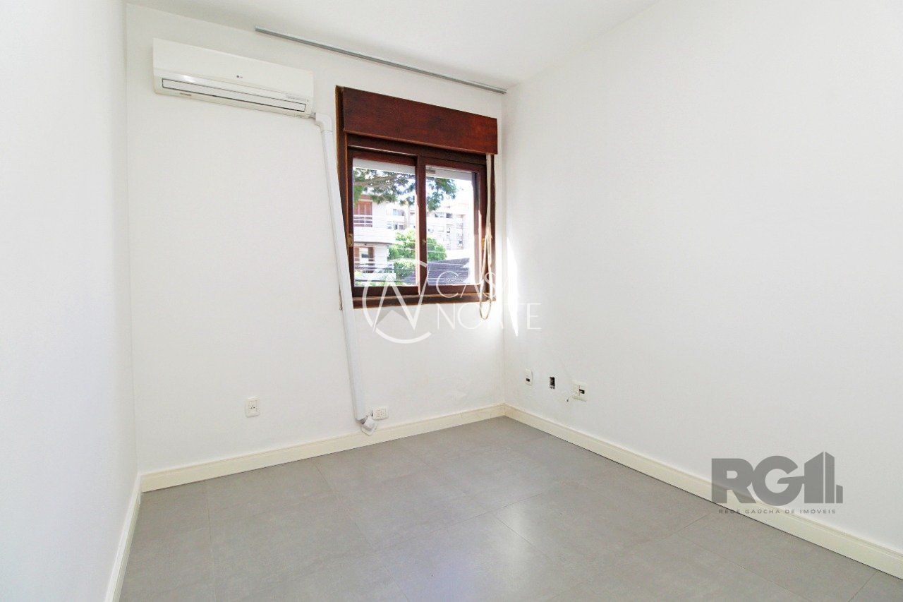 Apartamento à venda com 2 quartos, 58m², 1 vaga, Rua Veador Porto no bairro Santana em Porto Alegre