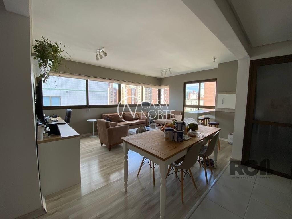 Apartamento à venda com 2 quartos, 75m², 1 suíte, 2 vagas, Rua Doutor João Dutra no bairro Petrópolis em Porto Alegre