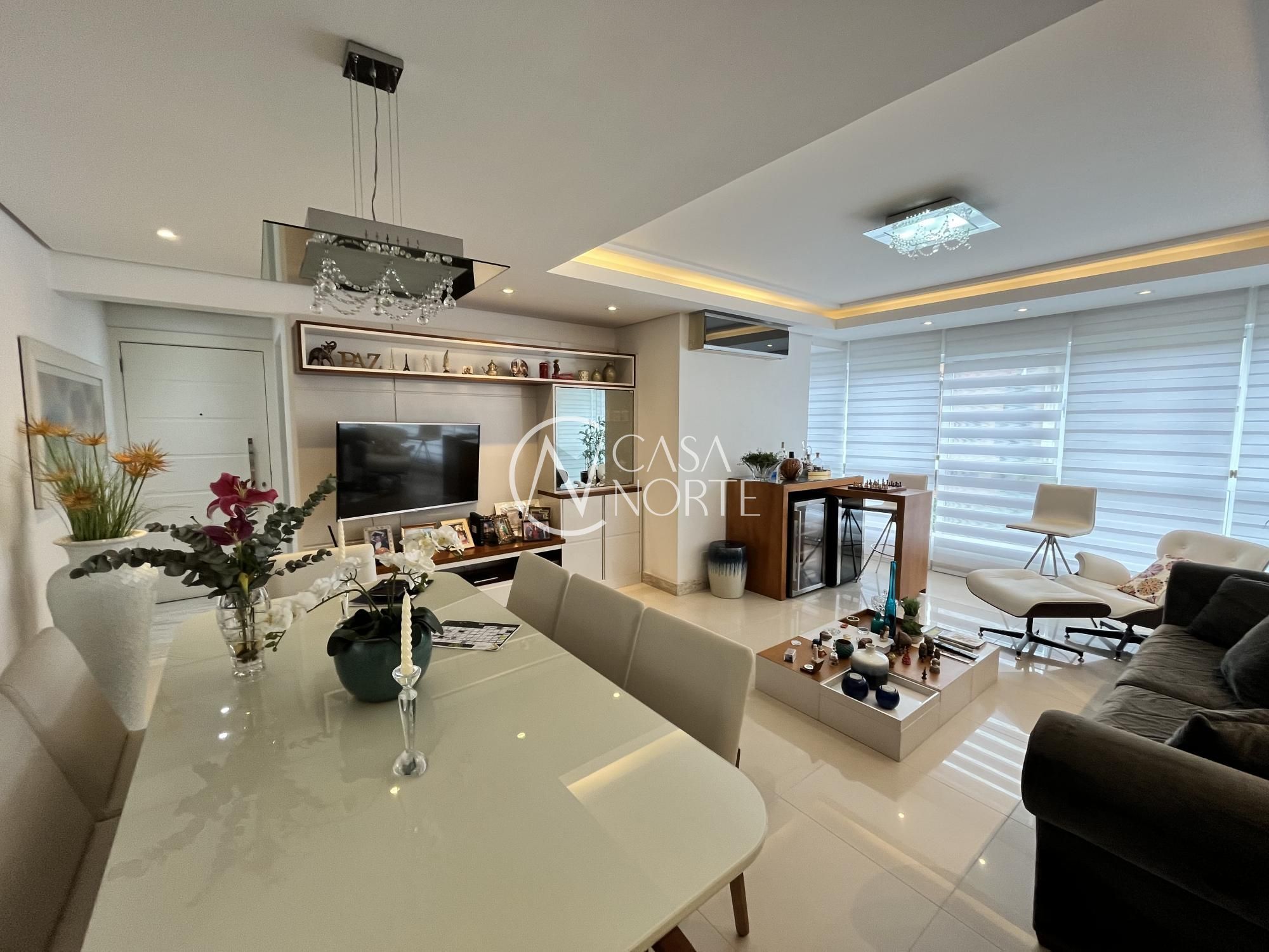 Apartamento à venda com 3 quartos, 113m², 1 suíte, 2 vagas, Rua Anita Garibaldi no bairro Boa Vista em Porto Alegre