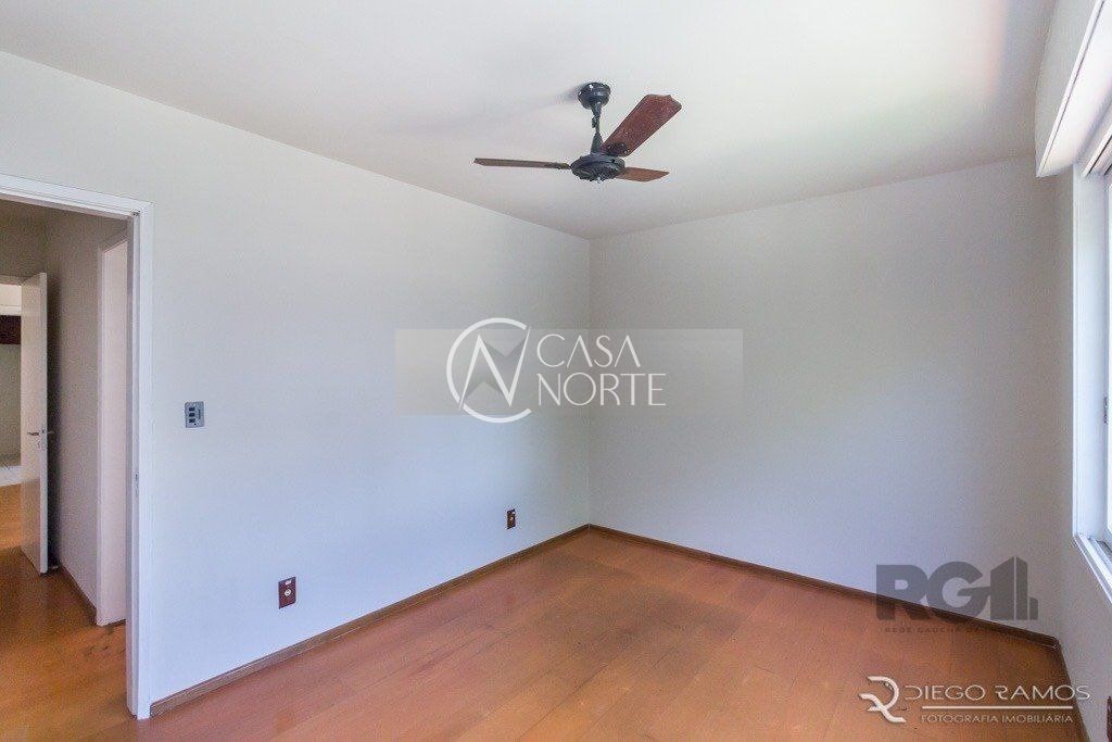 Apartamento à venda com 2 quartos, 72m², 2 vagas, Avenida Bagé no bairro Petrópolis em Porto Alegre