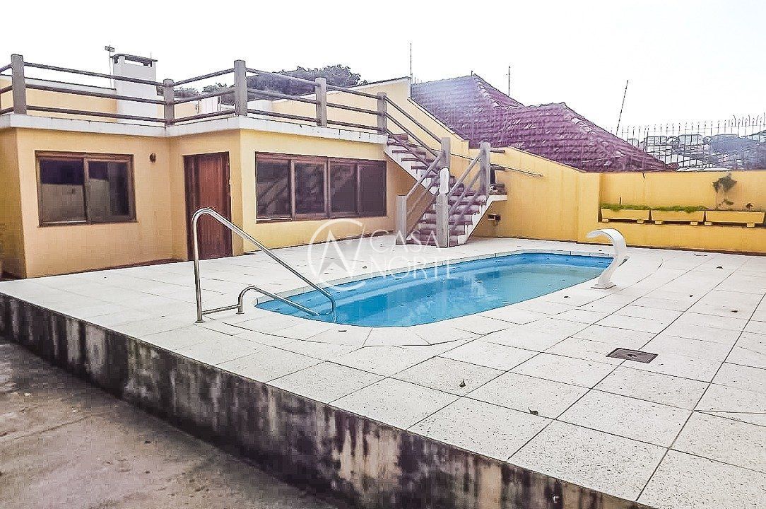 Cobertura à venda com 3 quartos, 203m², 1 vaga, Rua Erechim no bairro Nonoai em Porto Alegre