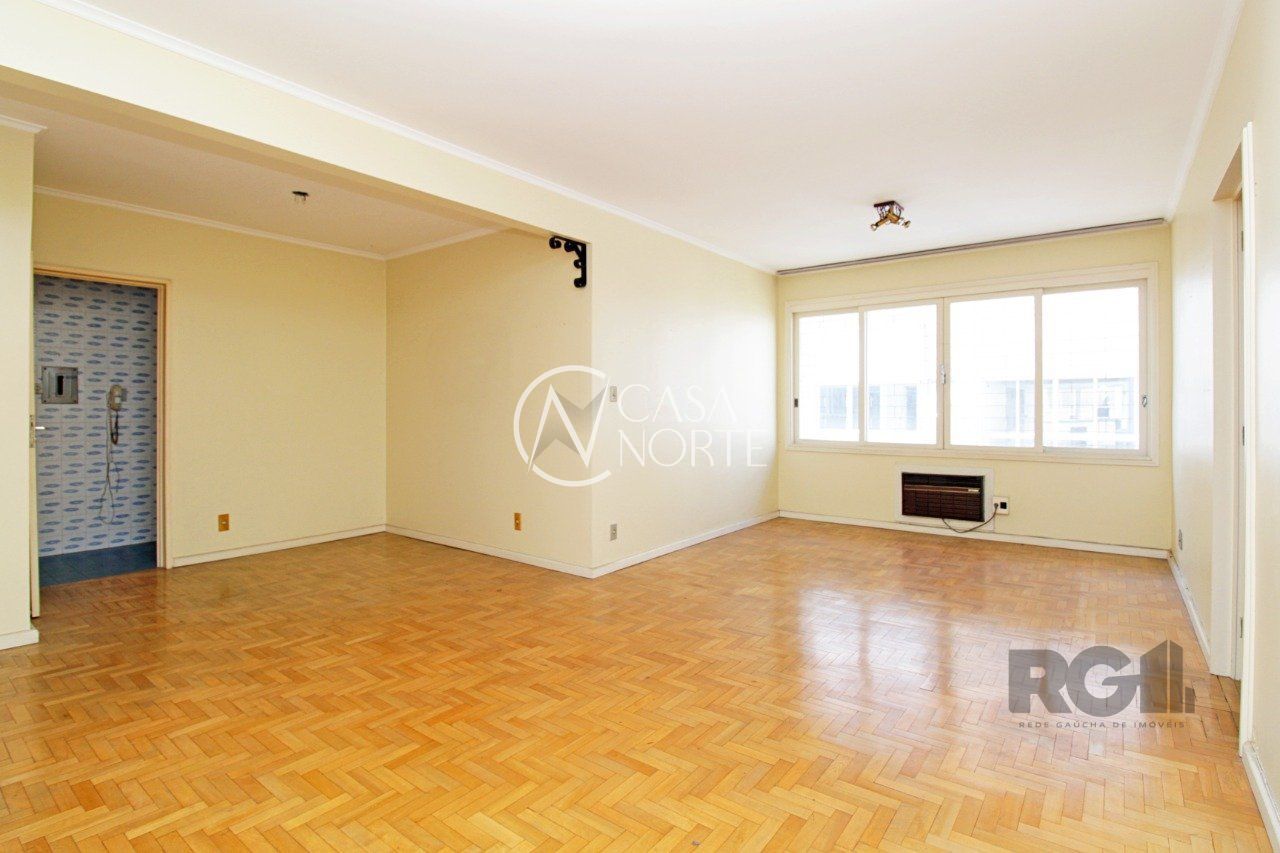 Apartamento à venda com 3 quartos, 109m², 1 suíte, 1 vaga, Rua Carlos Von Koseritz no bairro São João em Porto Alegre