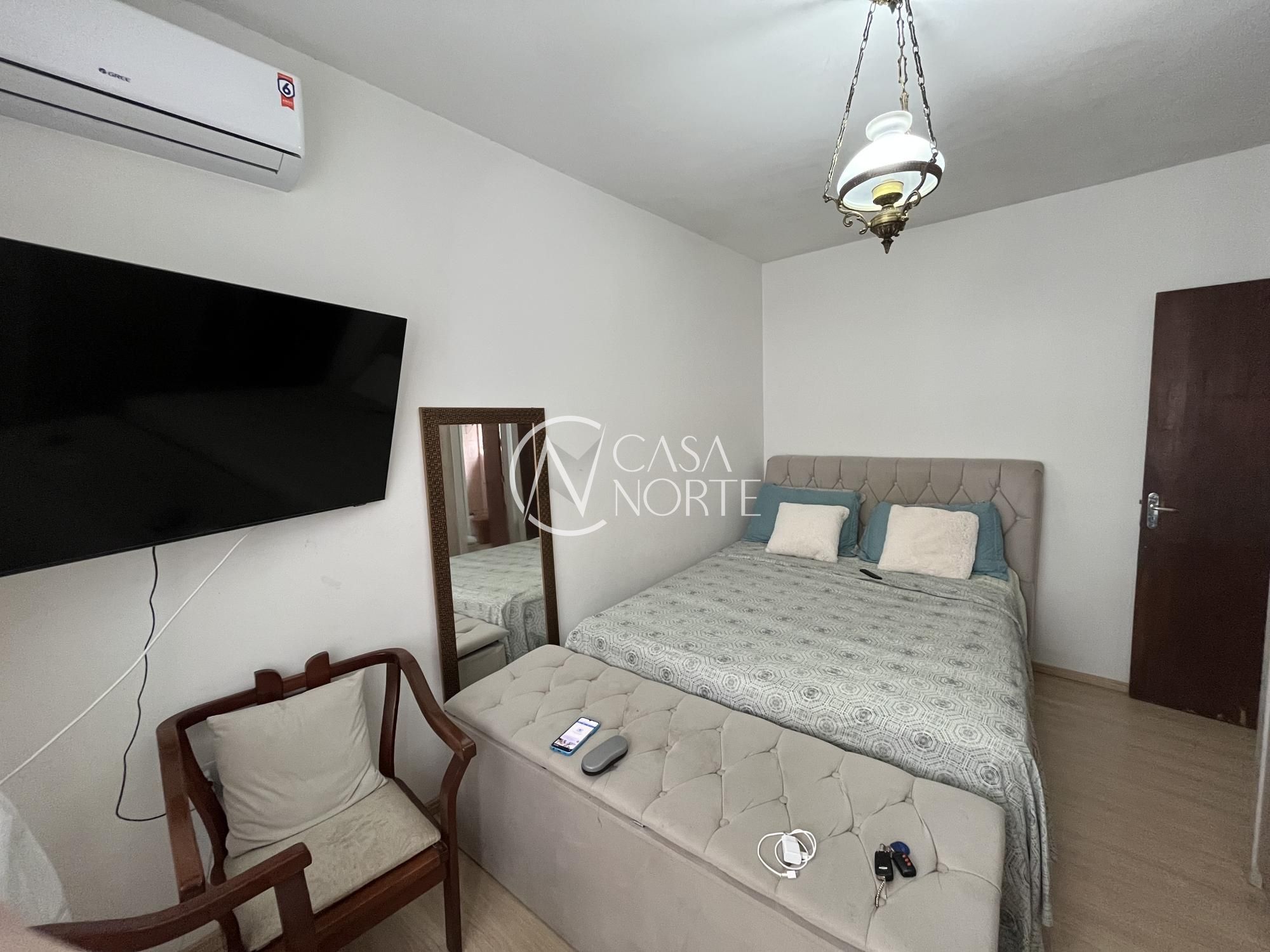 Apartamento à venda com 2 quartos, 66m², Rua Felipe Camarão no bairro Rio Branco em Porto Alegre