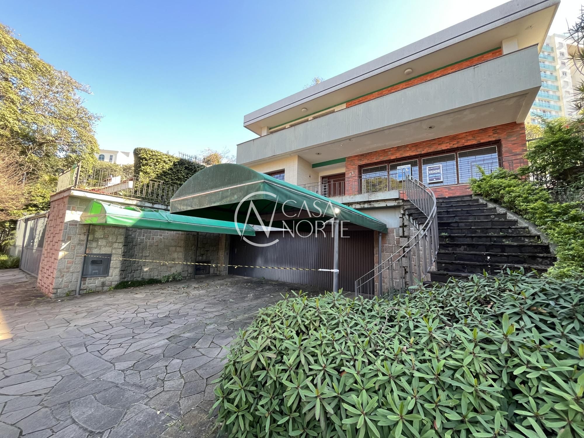 Casa à venda com 4 quartos, 430m², 2 suítes, 2 vagas, Rua Gregor Mendel no bairro Boa Vista em Porto Alegre