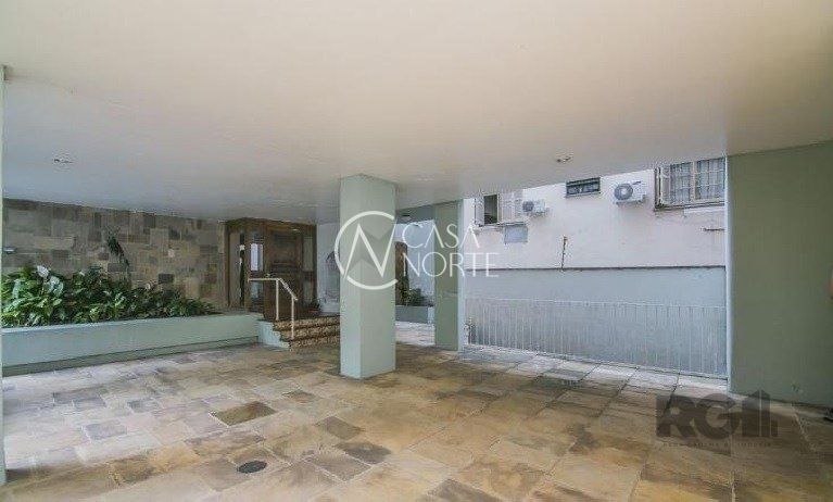 Cobertura à venda com 2 quartos, 102m², 1 vaga, Rua Santo Antônio no bairro Floresta em Porto Alegre