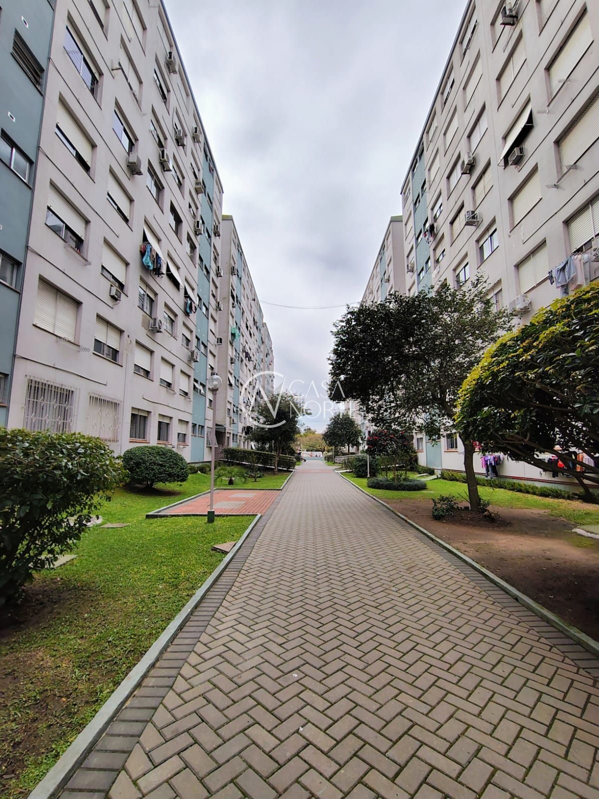 Apartamento à venda com 3 quartos, 69m², 1 vaga, Avenida Engenheiro Francisco Rodolfo Simch no bairro Sarandi em Porto Alegre