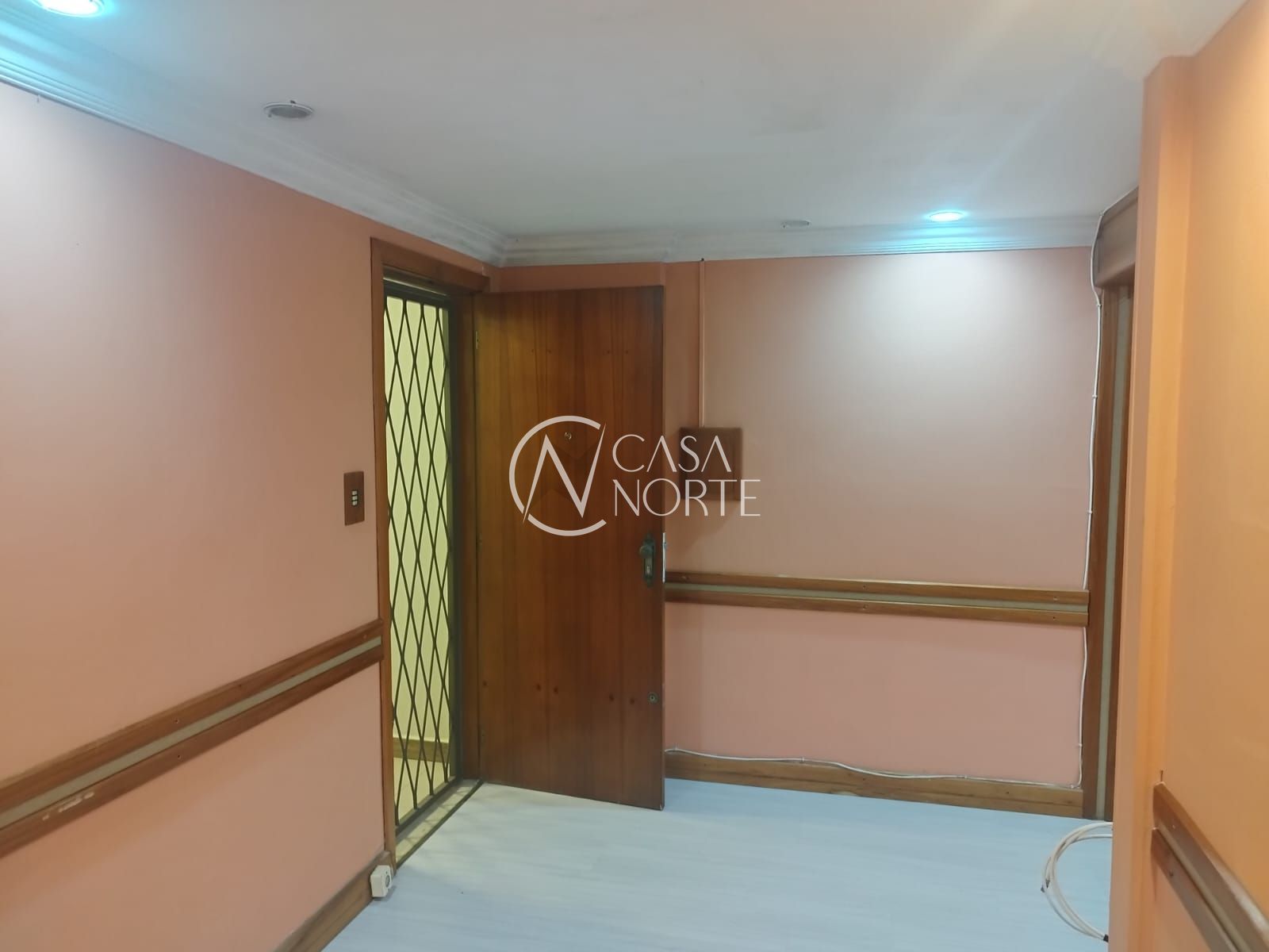 Apartamento à venda com 3 quartos, 69m², 1 vaga, Jeronimo Coelho no bairro Centro Histórico em Porto Alegre