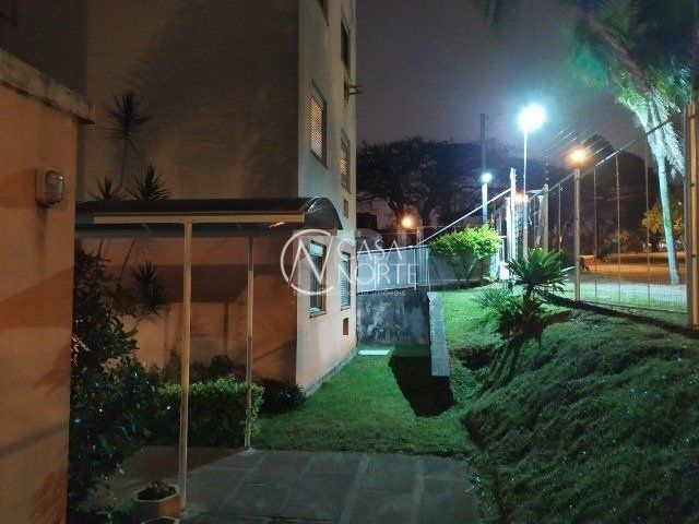 Apartamento à venda com 2 quartos, 40m², 1 vaga, Avenida Edu Las-Casas no bairro Rubem Berta em Porto Alegre