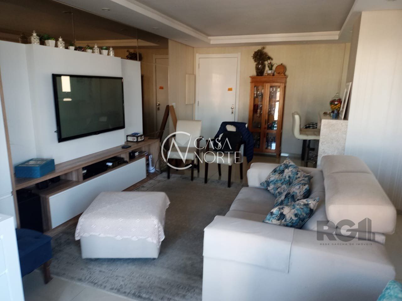 Apartamento à venda com 2 quartos, 82m², 1 suíte, 1 vaga, Avenida Grecia no bairro Passo da Areia em Porto Alegre