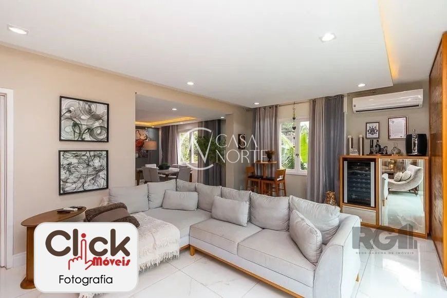 Apartamento à venda com 4 quartos, 193m², 1 suíte, 2 vagas, Avenida Carlos Gomes no bairro Auxiliadora em Porto Alegre