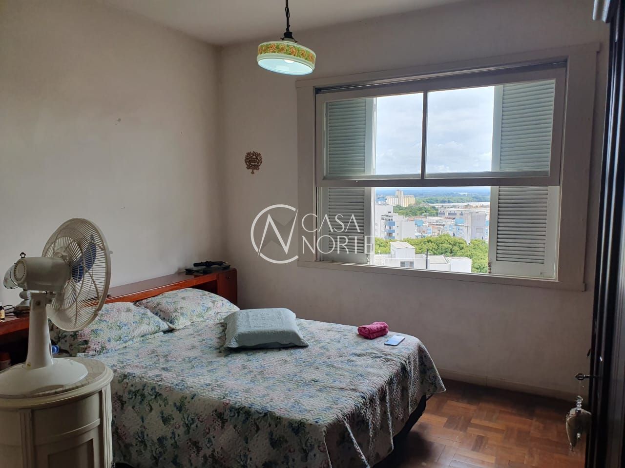 Apartamento à venda com 3 quartos, 106m², Avenida Independência no bairro Independência em Porto Alegre