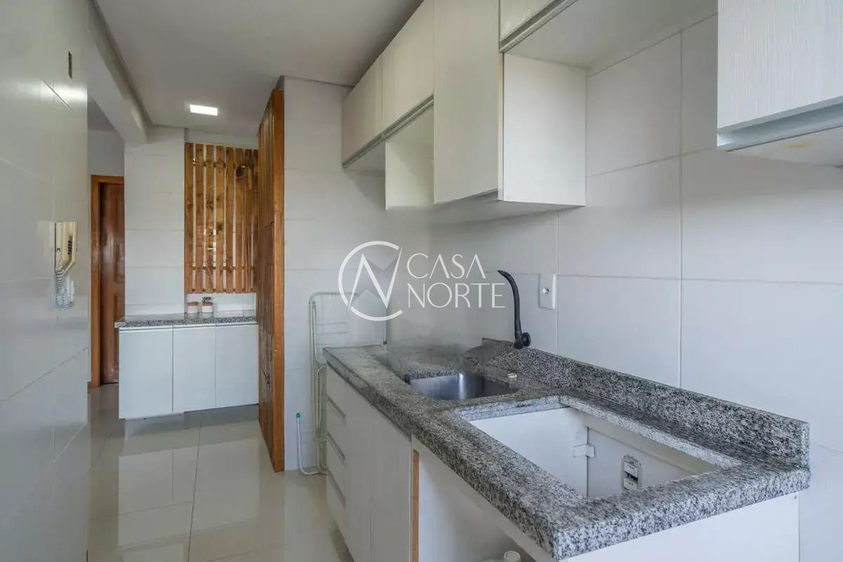 Apartamento à venda com 2 quartos, 69m², 2 suítes, 1 vaga, Rua Teixeira de Freitas no bairro Santo Antônio em Porto Alegre
