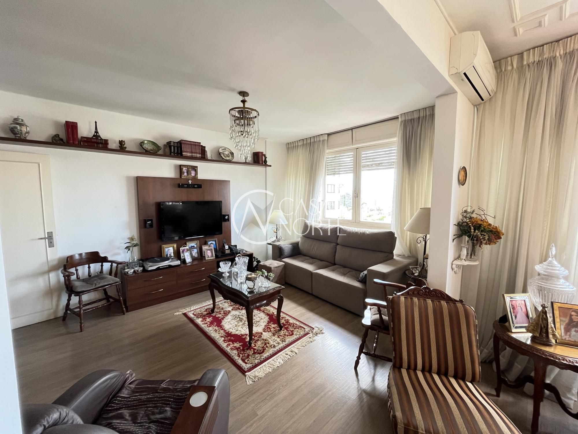 Apartamento à venda com 3 quartos, 190m², 1 suíte, 1 vaga, Rua Coronel Frederico Linck no bairro Moinhos de Vento em Porto Alegre