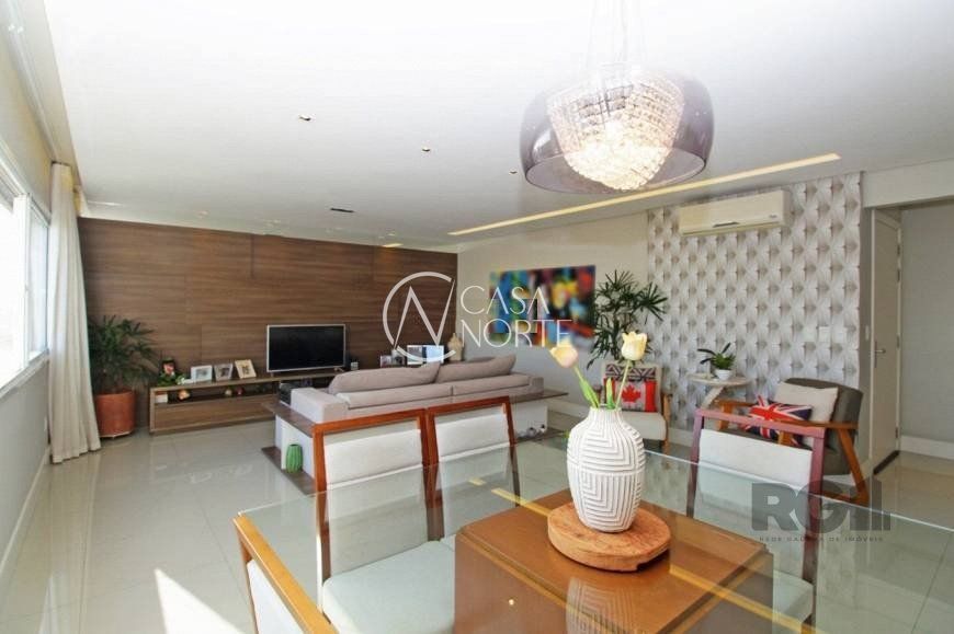 Apartamento à venda com 3 quartos, 121m², 1 suíte, 2 vagas, Rua Acelio Daudt no bairro Passo da Areia em Porto Alegre