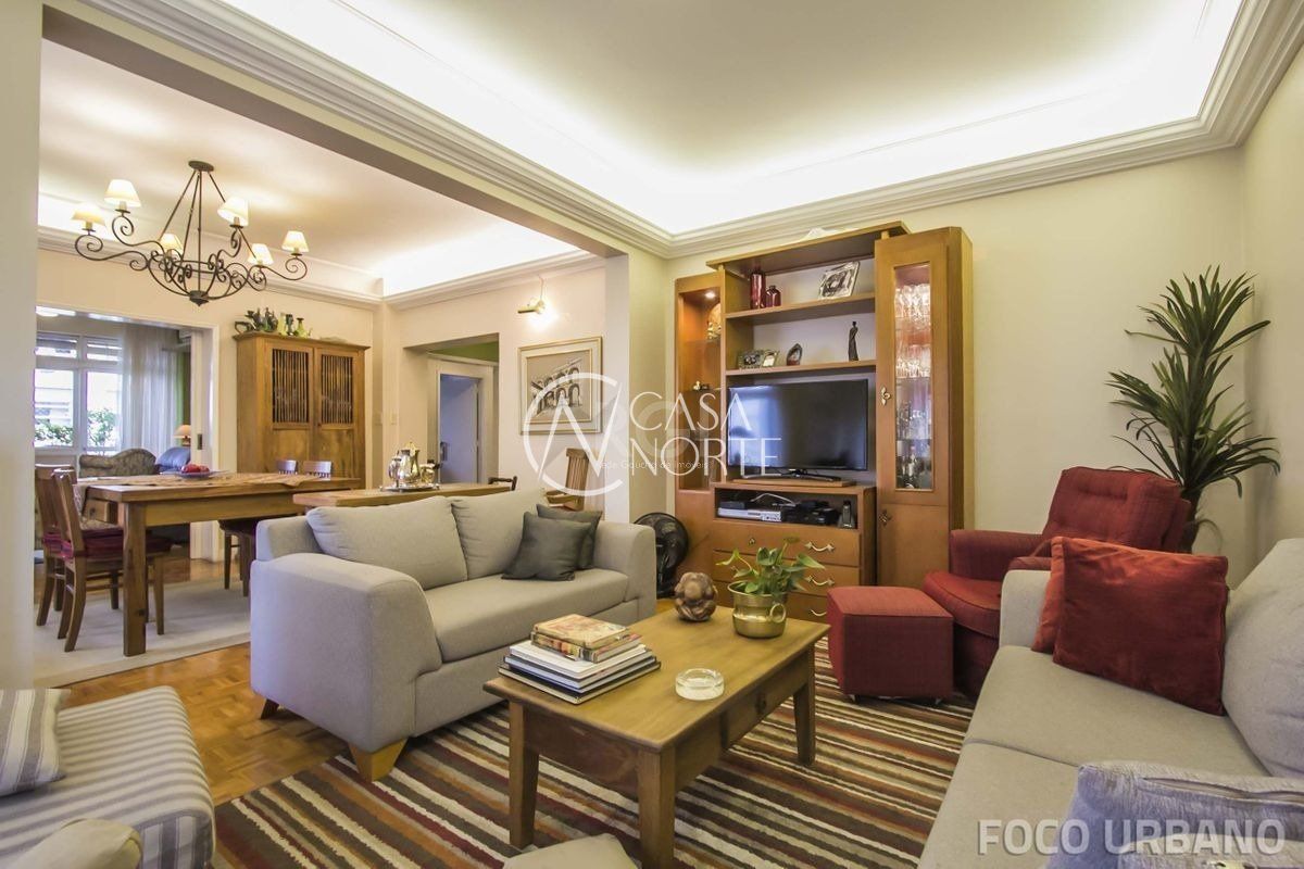 Apartamento à venda com 4 quartos, 155m², 1 suíte, 1 vaga, Rua Garibaldi no bairro Bom Fim em Porto Alegre