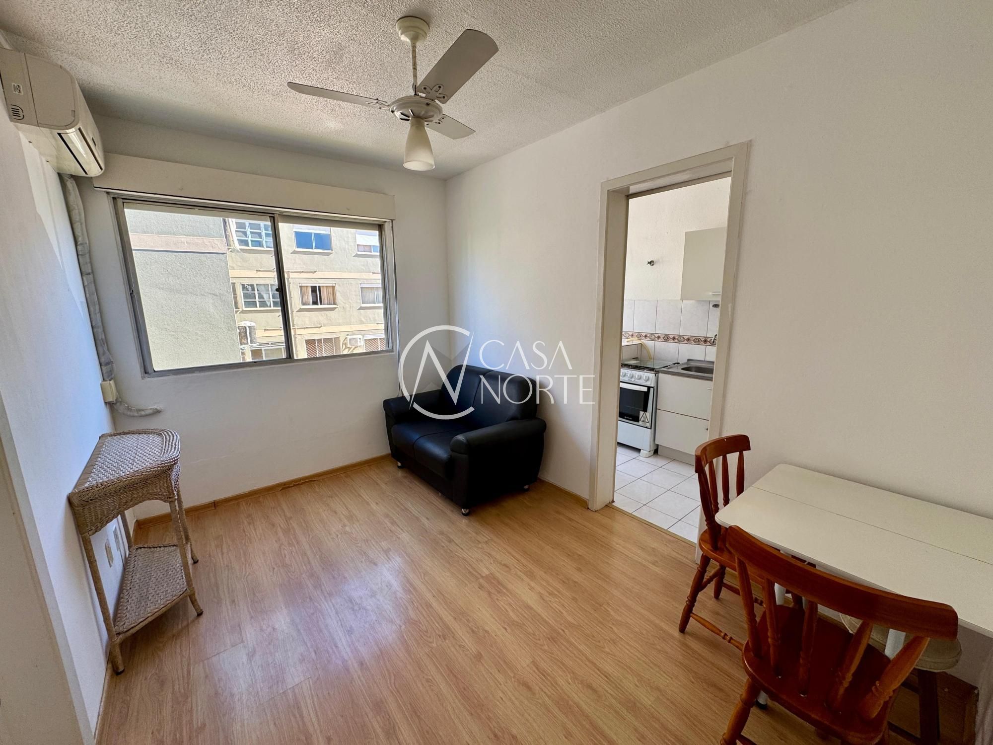 Apartamento à venda com 1 quarto, 32m², 1 suíte, 1 vaga, Rua Engenheiro Fernando Mendes Ribeiro no bairro Santo Antônio em Porto Alegre