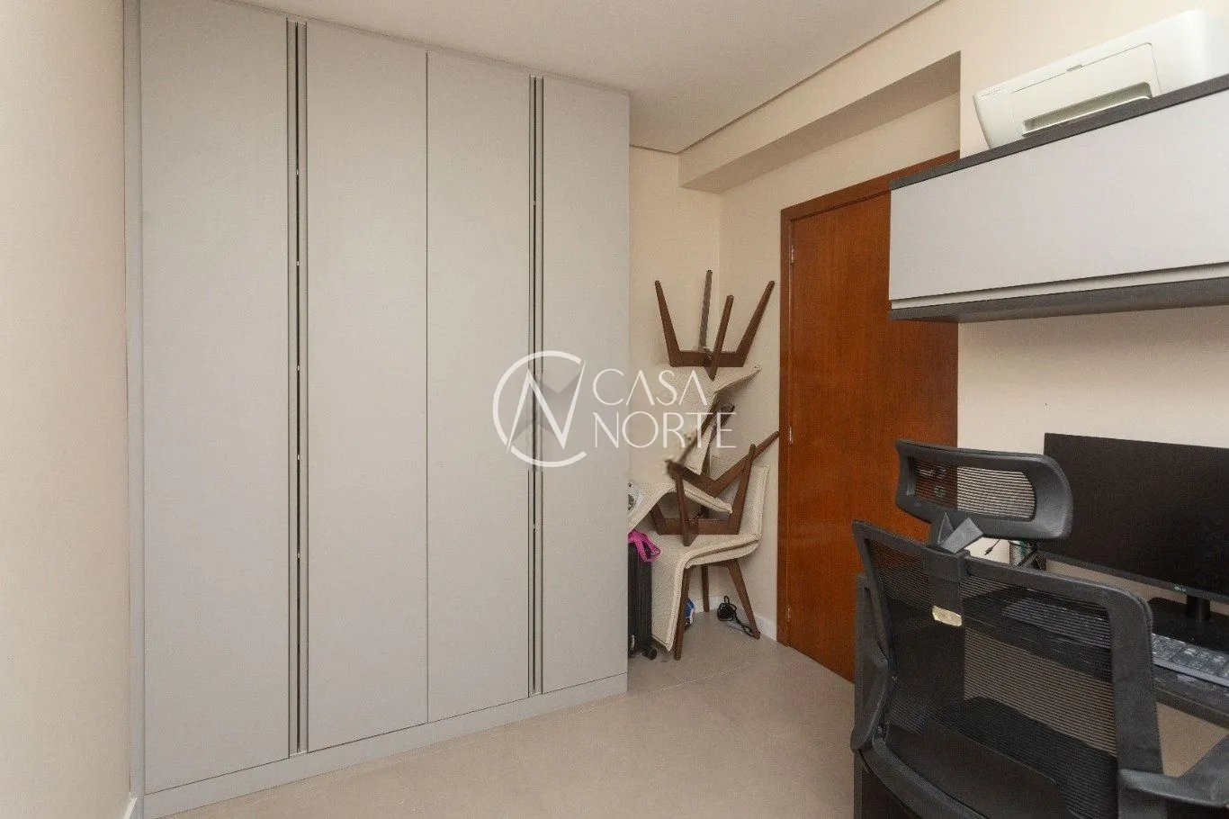 Apartamento à venda com 3 quartos, 104m², 1 suíte, 1 vaga, Rua Anita Garibaldi no bairro Boa Vista em Porto Alegre
