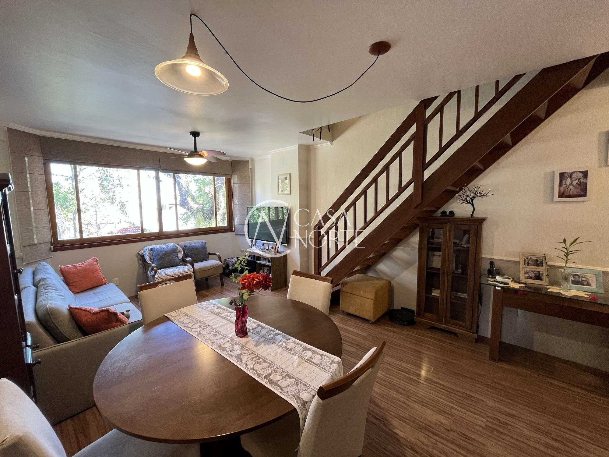 Apartamento à venda com 3 quartos, 142m², 2 vagas, Rua Dona Eugênia no bairro Santa Cecília em Porto Alegre