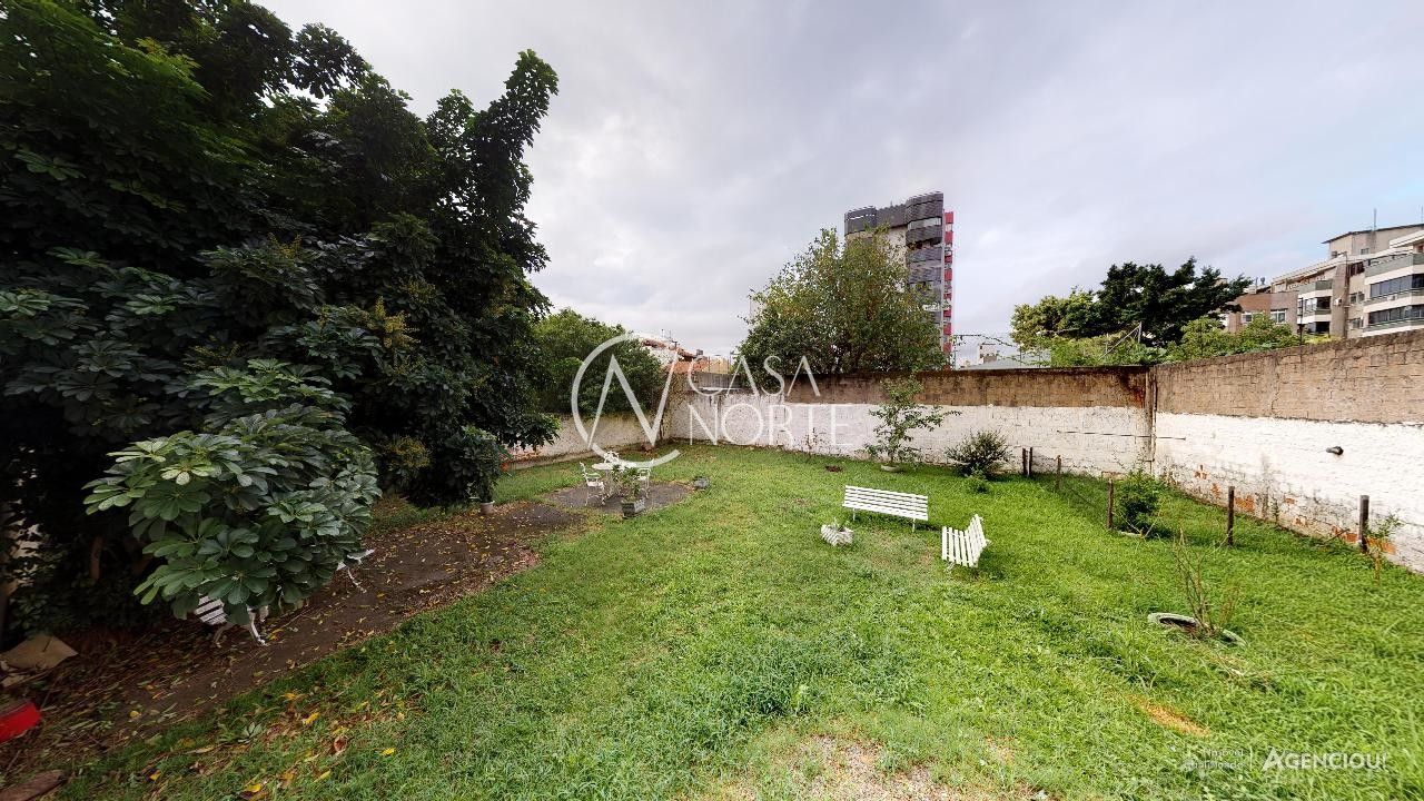 Apartamento à venda com 3 quartos, 130m², 1 suíte, 2 vagas, Rua Santana no bairro Santana em Porto Alegre