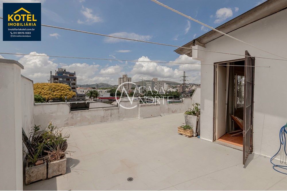 Cobertura à venda com 2 quartos, 131m², 2 vagas, Rua Machado de Assis no bairro Partenon em Porto Alegre
