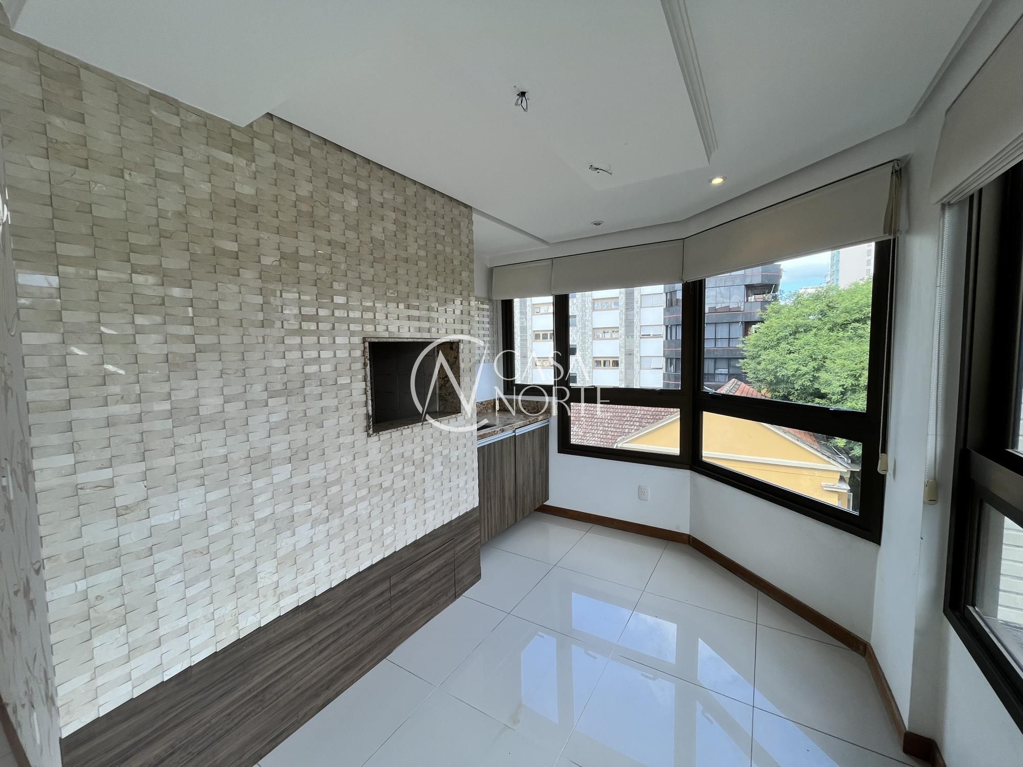 Apartamento à venda com 2 quartos, 95m², 1 suíte, 1 vaga, Rua André Puente no bairro Independência em Porto Alegre