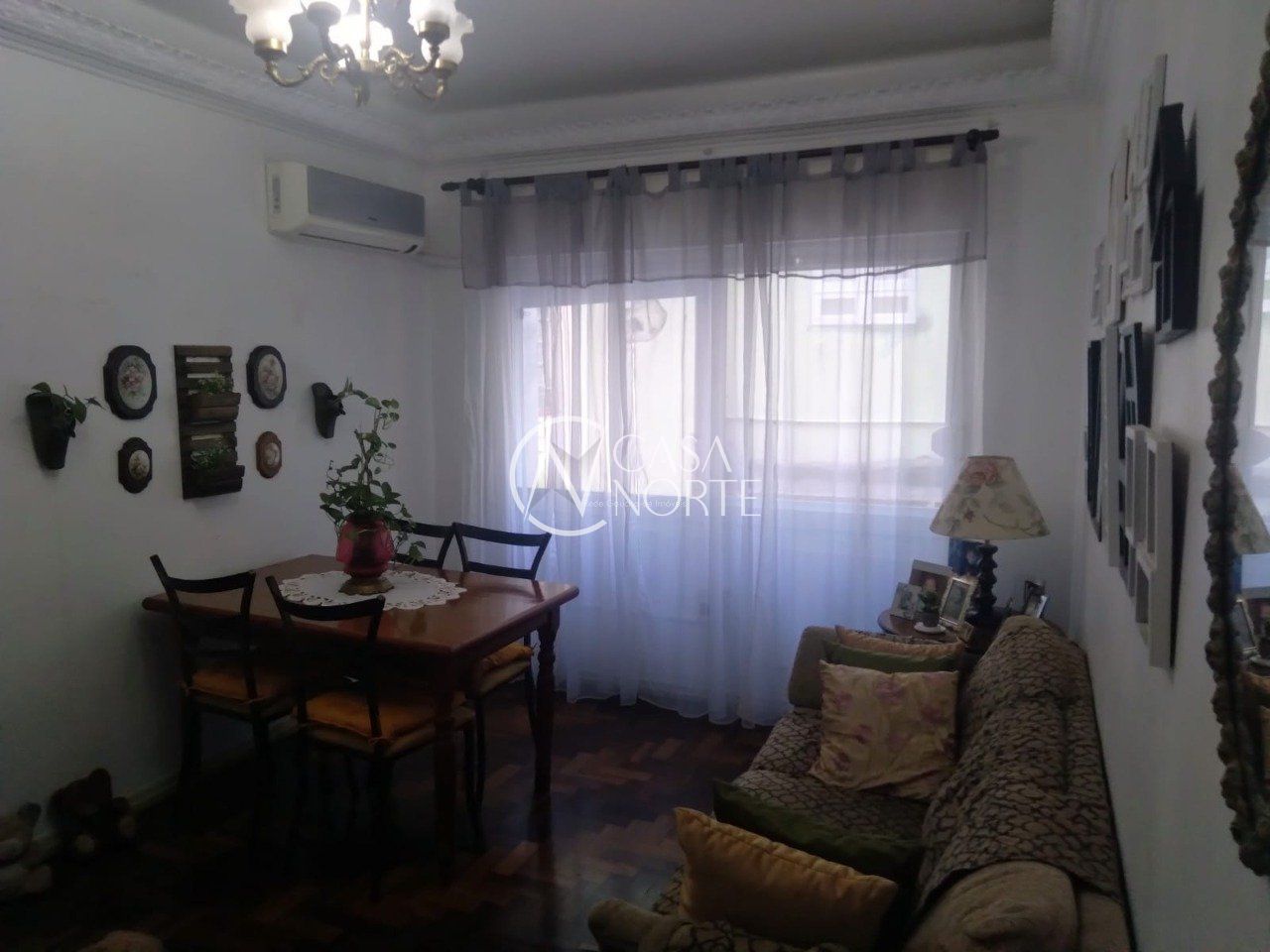 Apartamento à venda com 3 quartos, 107m², Rua Ramiro Barcelos no bairro Bom Fim em Porto Alegre