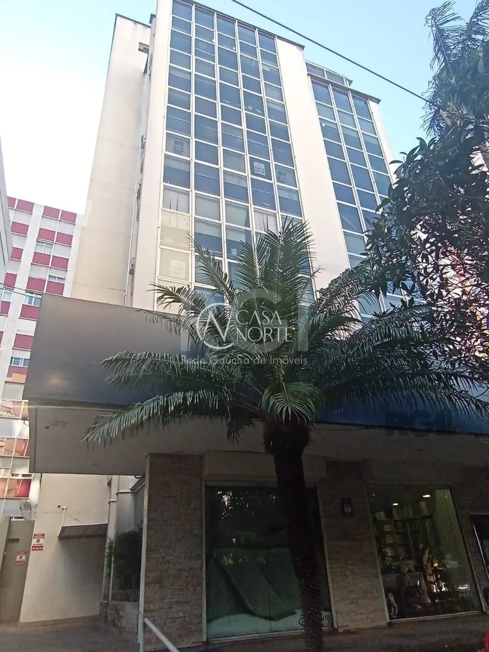 Sala Comercial à venda , 33m², Rua Quintino Bocaiúva no bairro Floresta em Porto Alegre